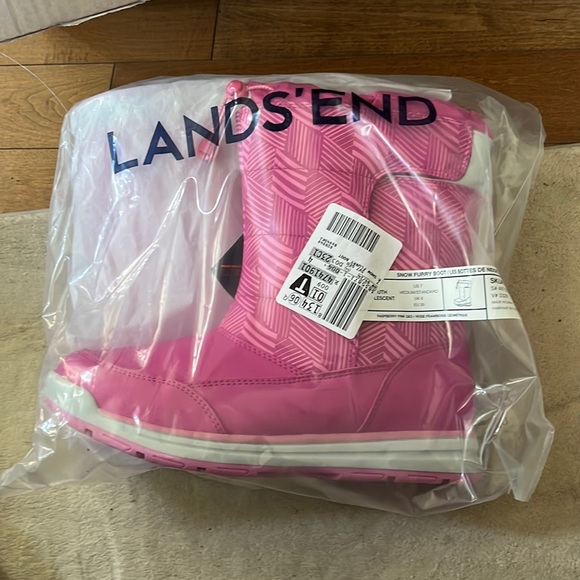 NIB Lands' End Snow Flurry Winter Boots RAPBERRY PINK GEO - Picture 5 of 6